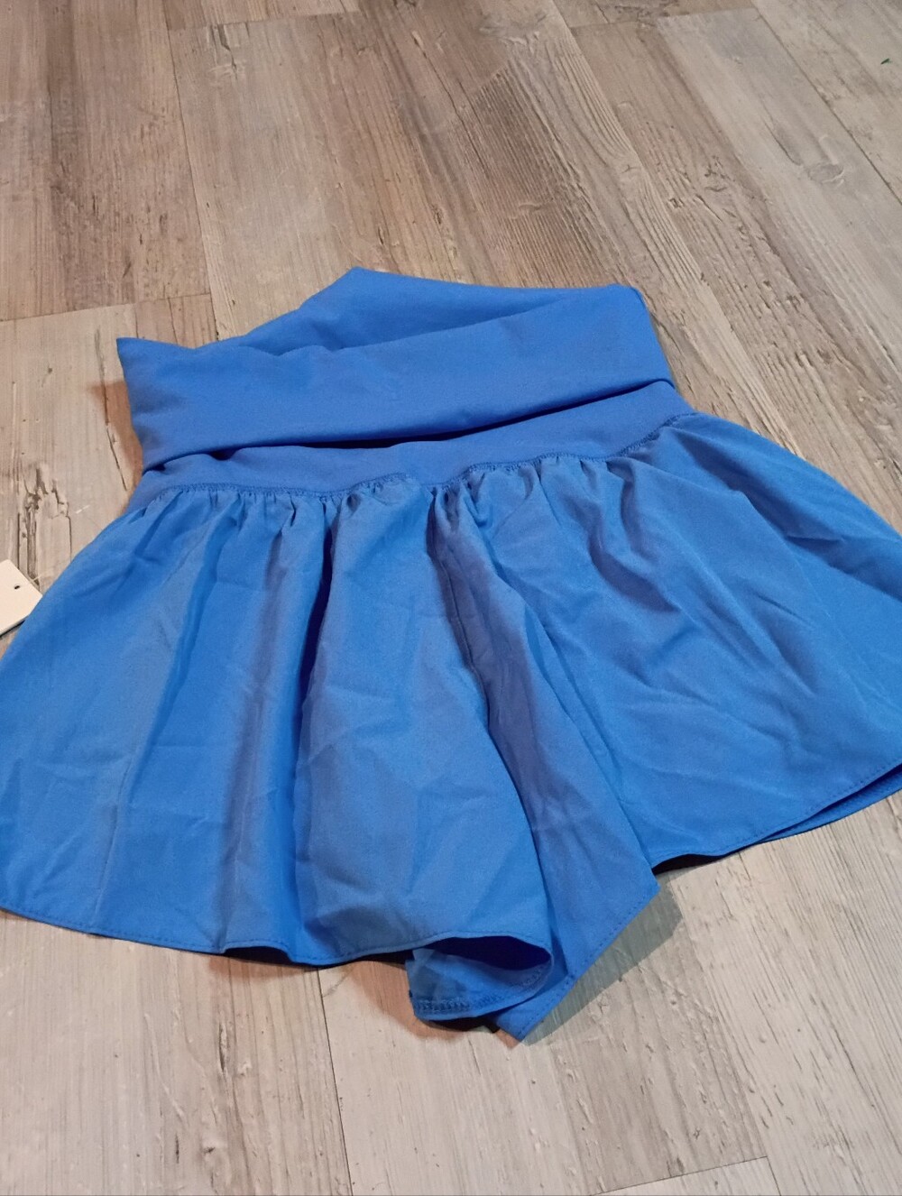 Shorts - Picture 4 of 5